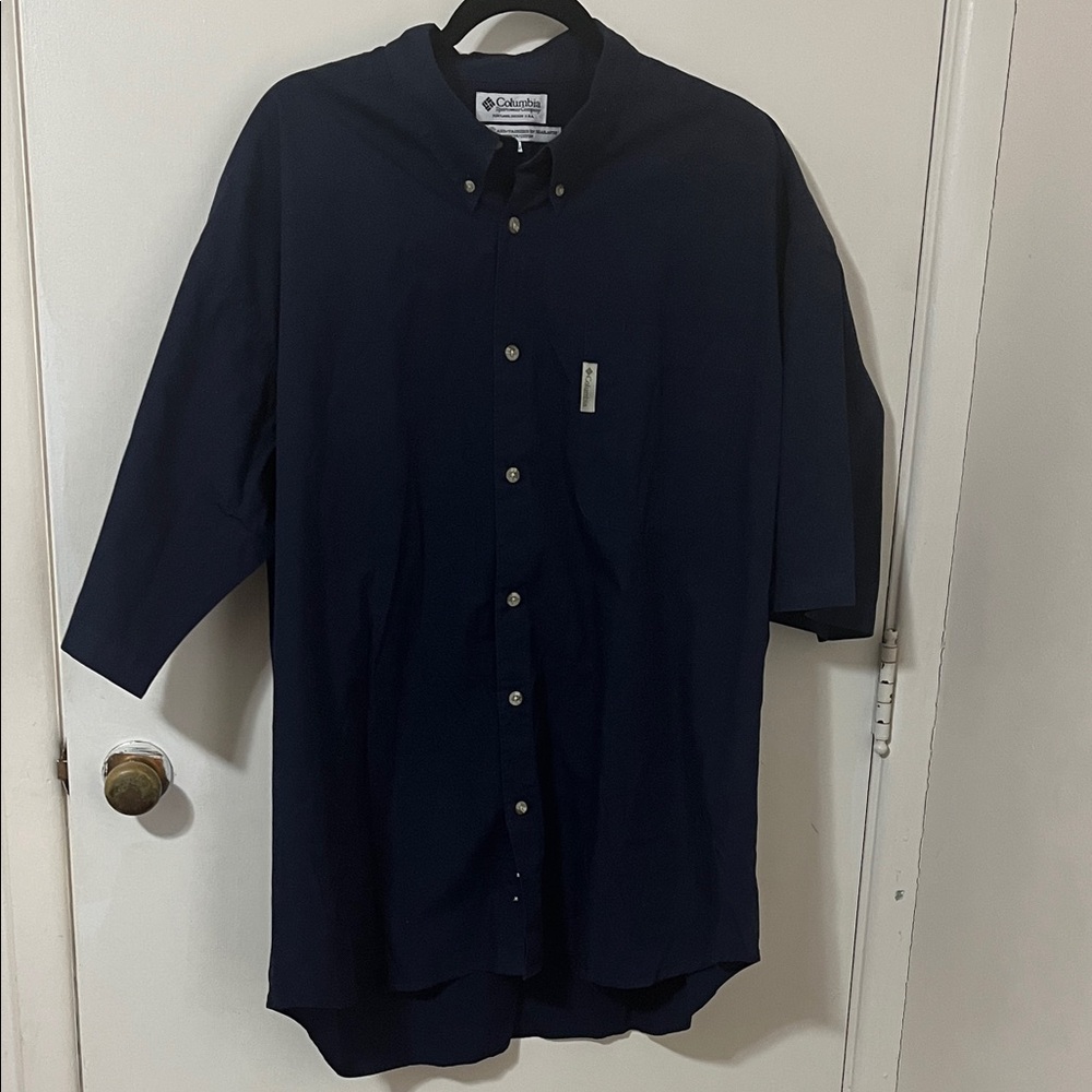 Columbia Men's Navy Casual Button Down Shirt